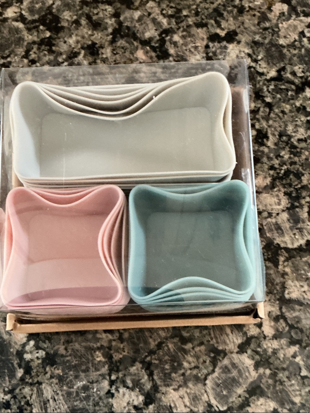 Silicone Square Baking Bowls Set – Pink, Blue, White